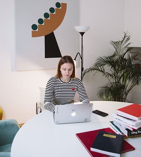 Shed a light on delicious dishes with ceiling lamps